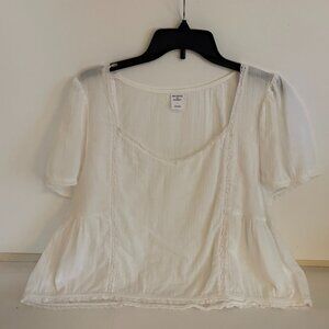 Melrose and Market 100% Cotton White Flow Bohemian embroidered Blouse/Shirt Sz L